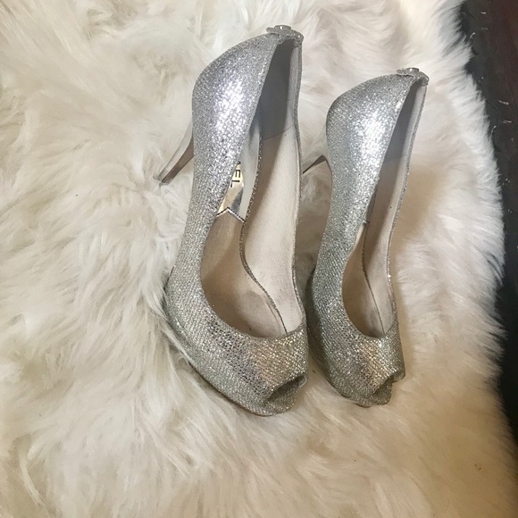 Sparkly Michael Kors Heels! - Picture 3 of 4